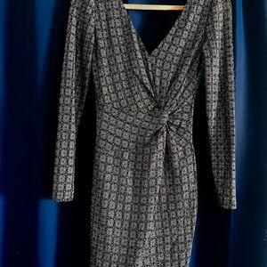 Guess Black and White Long Sleeve Dress